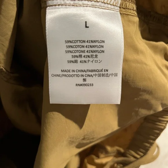 Essentials Casual Shorts - Picture 6 of 6